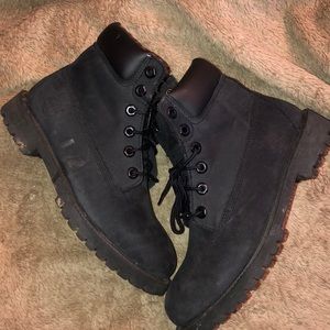 Black Timberlands